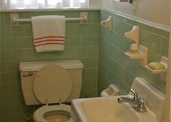 bath000.jpg (11983 bytes)